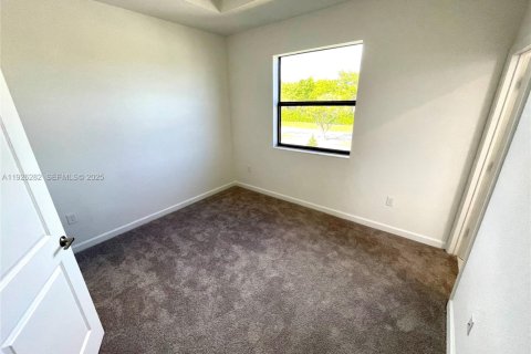 Touwnhouse à louer à Miami, Floride: 3 chambres, 122.63 m2 № 1984554 - photo 15