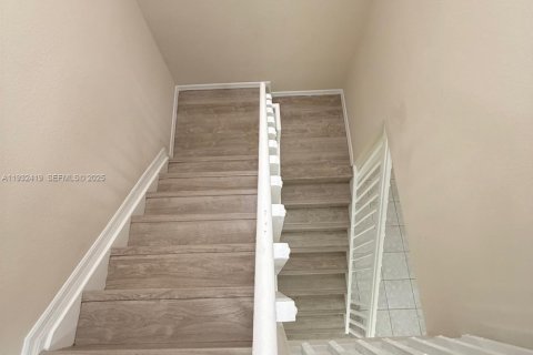 Copropriété à louer à Miami, Floride: 3 chambres, 164.44 m2 № 1990706 - photo 23