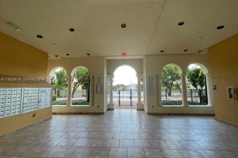 Copropriété à louer à Miami, Floride: 3 chambres, 164.44 m2 № 1990706 - photo 27