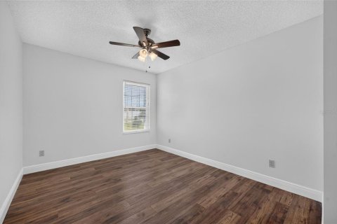 Villa ou maison à vendre à Orlando, Floride: 3 chambres, 181.72 m2 № 2419070 - photo 19