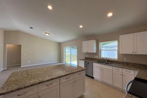 Villa ou maison à louer à Citra, Floride: 3 chambres, 146.41 m2 № 2425985 - photo 11