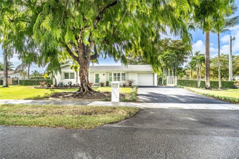 Casa en venta en Miami, Florida, 3 dormitorios, 145.48 m2 № 1982460 - foto 7