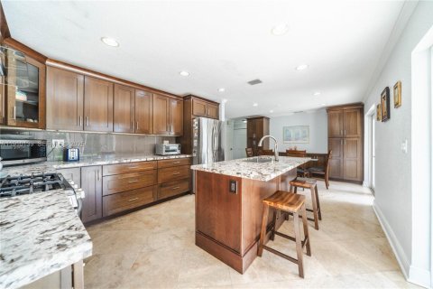 Casa en venta en Miami, Florida, 3 dormitorios, 145.48 m2 № 1982460 - foto 9