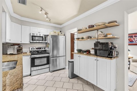 Casa en venta en Sarasota, Florida, 3 dormitorios, 92.81 m2 № 2400889 - foto 9