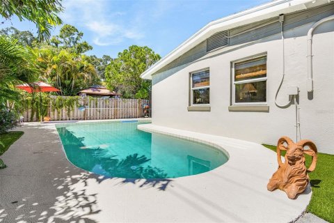 Casa en venta en Sarasota, Florida, 3 dormitorios, 92.81 m2 № 2400889 - foto 22