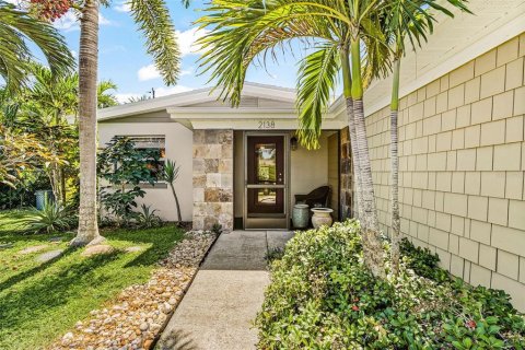Casa en venta en Sarasota, Florida, 3 dormitorios, 92.81 m2 № 2400889 - foto 2