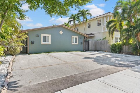 Immobilier commercial à vendre à Wilton Manors, Floride: 210.7 m2 № 1865182 - photo 20