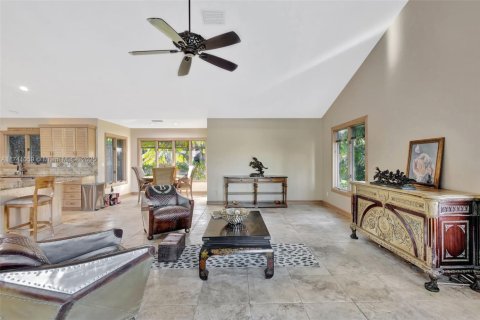 Casa en venta en Palm City, Florida, 3 dormitorios, 315.59 m2 № 1811524 - foto 30