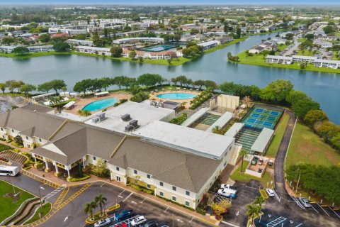 Condo in West Palm Beach, Florida, 1 bedroom № 2241871 - photo 25