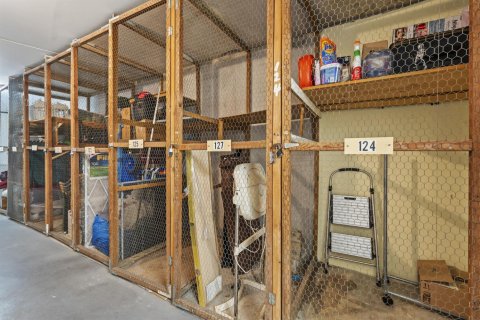 Condo in West Palm Beach, Florida, 1 bedroom № 2241871 - photo 15