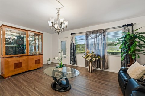 Condo à West Palm Beach, Floride, 1 chambre № 2241871