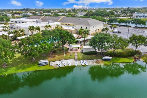 Condo in West Palm Beach, Florida, 1 bedroom № 2241871 - photo 24