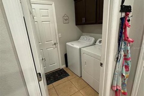 Casa en venta en Kissimmee, Florida, 3 dormitorios, 160.16 m2 № 1918414 - foto 7