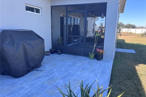 Casa en venta en Kissimmee, Florida, 3 dormitorios, 160.16 m2 № 1918414 - foto 16