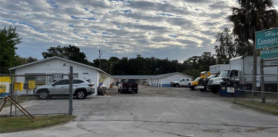 Propiedad comercial en Hudson, Florida 789.67 m2 № 2298926