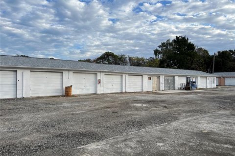 Propiedad comercial en venta en Hudson, Florida, 789.67 m2 № 2298926 - foto 11