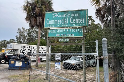 Propiedad comercial en venta en Hudson, Florida, 789.67 m2 № 2298926 - foto 15