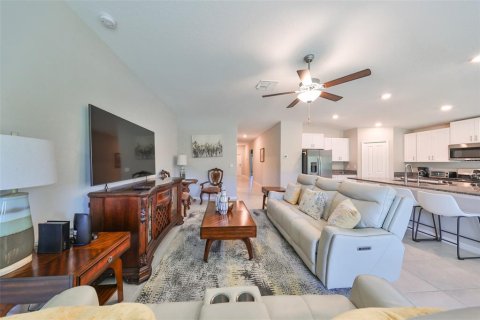 Villa ou maison à louer à Riverview, Floride: 4 chambres, 179.77 m2 № 2419903 - photo 8