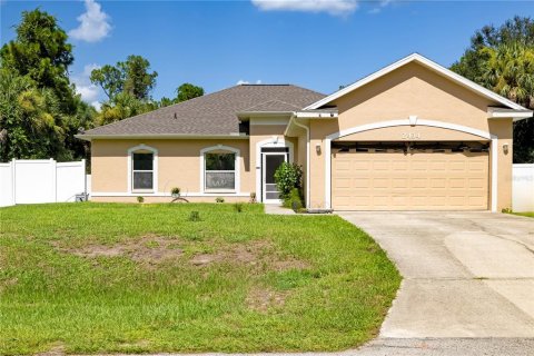 House in North Port, Florida 3 bedrooms, 160.16 sq.m. № 2298285