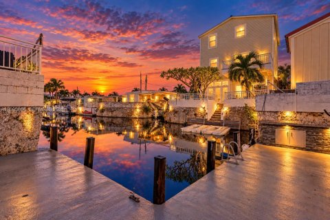 Casa en venta en Key Largo, Florida, 4 dormitorios, 132.66 m2 № 2388424 - foto 4