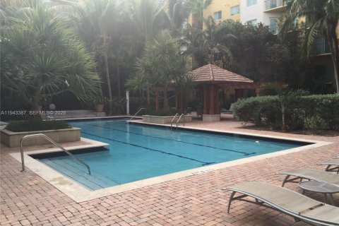 Condo in South Miami, Florida, 1 bedroom № 2152784 - photo 21