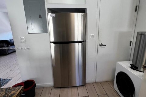 Copropriété à louer à Miami Beach, Floride: 2 chambres № 1836740 - photo 7