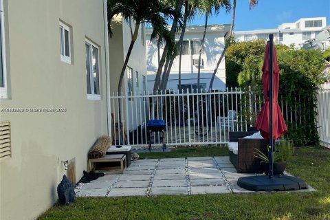 Copropriété à louer à Miami Beach, Floride: 2 chambres № 1836740 - photo 17