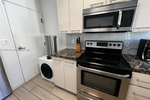 Copropriété à louer à Miami Beach, Floride: 2 chambres № 1836740 - photo 6