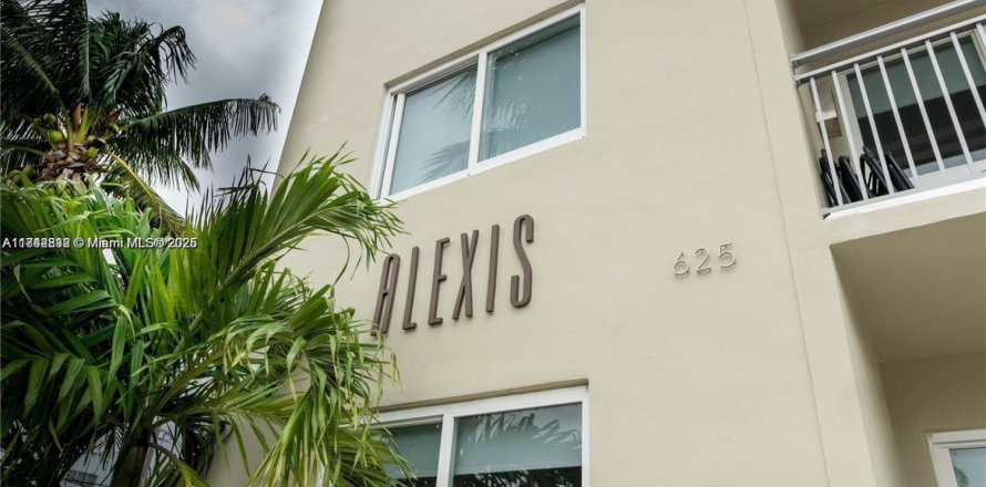 Condo à Miami Beach, Floride, 2 chambres № 1836740