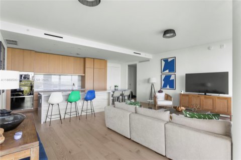 Condominio en venta en Miami Beach, Florida, 2 dormitorios, 135.36 m2 № 1923969 - foto 4