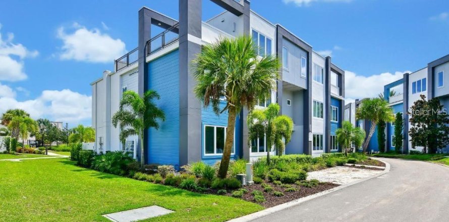 Condominio en Four Corners, Florida, 3 dormitorios  № 1869815