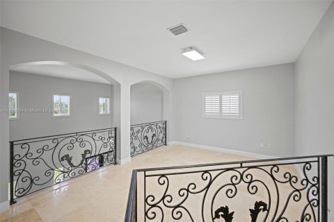 House in Homestead, Florida 4 bedrooms, 304.16 sq.m. № 1980731 - photo 29
