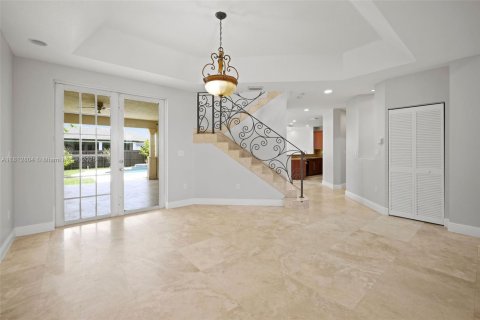 House in Homestead, Florida 4 bedrooms, 304.16 sq.m. № 1980731 - photo 5