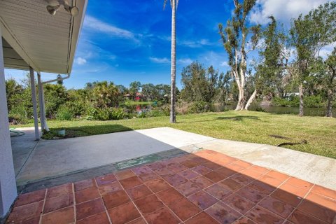 Villa ou maison à vendre à Nokomis, Floride: 3 chambres, 121.05 m2 № 1539197 - photo 12