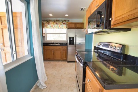 Villa ou maison à vendre à Nokomis, Floride: 3 chambres, 121.05 m2 № 1539197 - photo 2
