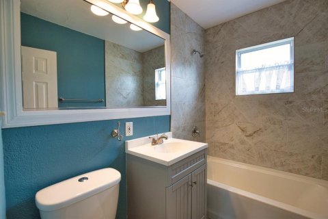 Villa ou maison à vendre à Nokomis, Floride: 3 chambres, 121.05 m2 № 1539197 - photo 9