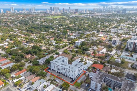 Copropriété à vendre à Hollywood, Floride: 1 chambre, 59.18 m2 № 1969716 - photo 25