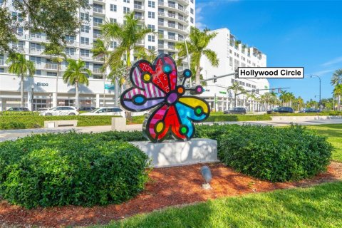 Copropriété à vendre à Hollywood, Floride: 1 chambre, 59.18 m2 № 1969716 - photo 30