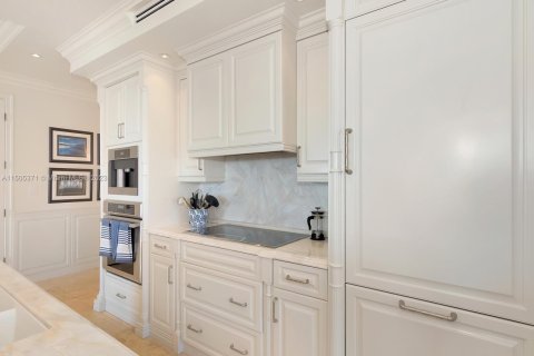 Copropriété à louer à Fisher Island, Floride: 3 chambres № 2077314 - photo 26