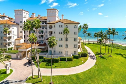 Copropriété à louer à Fisher Island, Floride: 3 chambres № 2077314 - photo 14