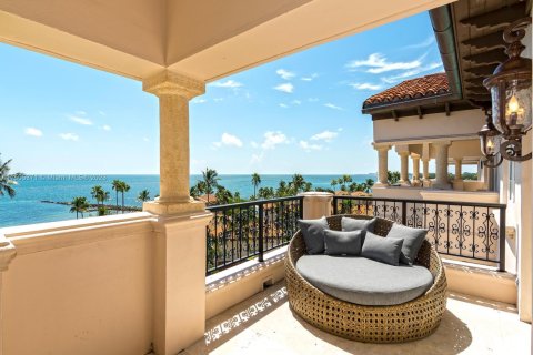 Copropriété à louer à Fisher Island, Floride: 3 chambres № 2077314 - photo 17