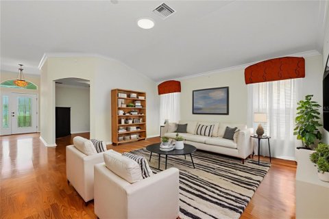 House in The Villages, Florida 3 bedrooms, 224.17 sq.m. № 2310235 - photo 8