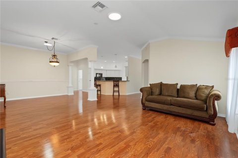 House in The Villages, Florida 3 bedrooms, 224.17 sq.m. № 2310235 - photo 9