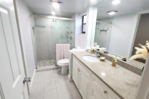Copropriété à louer à Deerfield Beach, Floride: 2 chambres, 101.26 m2 № 2245901 - photo 11
