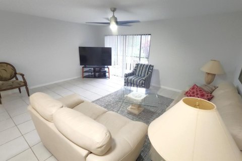 Copropriété à louer à Deerfield Beach, Floride: 2 chambres, 101.26 m2 № 2245901 - photo 5