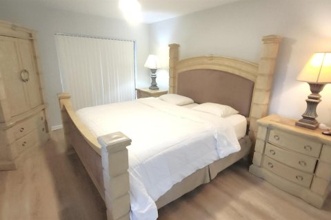 Copropriété à louer à Deerfield Beach, Floride: 2 chambres, 101.26 m2 № 2245901 - photo 9
