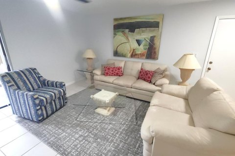 Copropriété à louer à Deerfield Beach, Floride: 2 chambres, 101.26 m2 № 2245901 - photo 3