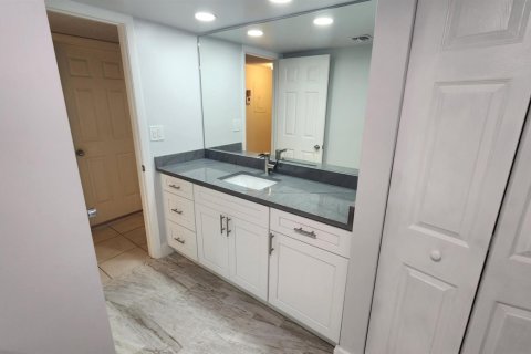 Copropriété à louer à Deerfield Beach, Floride: 2 chambres, 101.26 m2 № 2245901 - photo 14