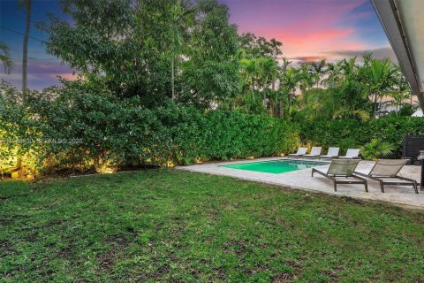 Villa ou maison à vendre à Miami Shores, Floride: 3 chambres, 222.97 m2 № 2004544 - photo 12