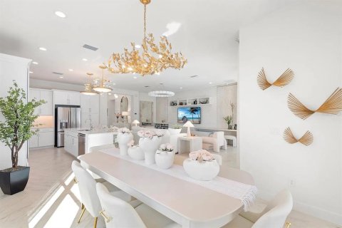 Villa ou maison à vendre à Wesley Chapel, Floride: 3 chambres, 205.22 m2 № 1736734 - photo 6